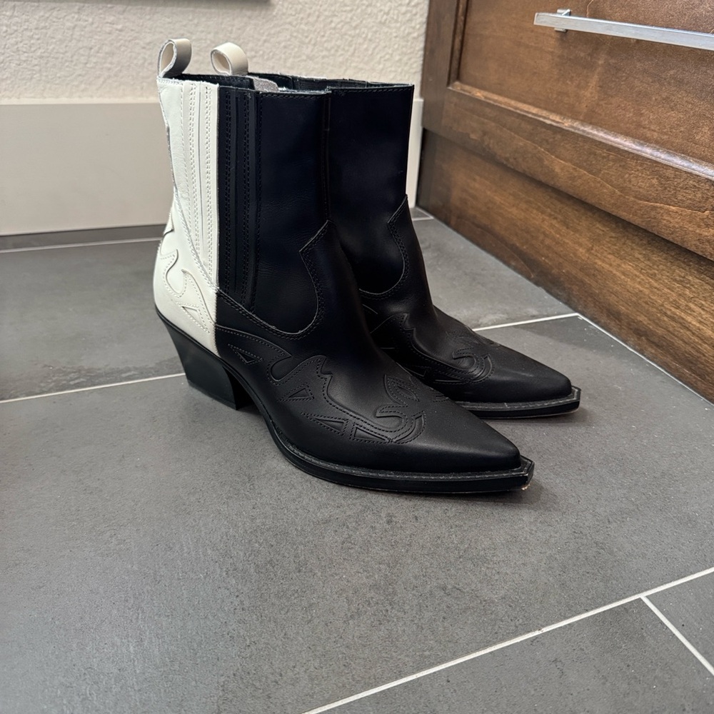 Dolce Vita Black and White Ankle Booties